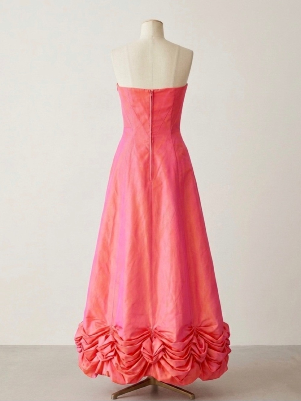Jessica McClintock Gunne Sax Strapless Coral Shimmer  Gown Size 5